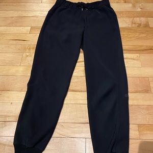 Lululemon On The Fly Woven Joggers